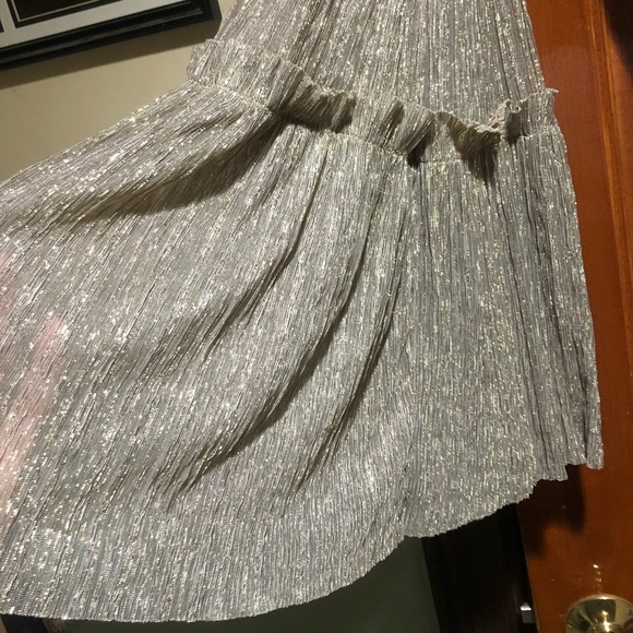 Brand new Gold shimmer body suit - Picture 2 of 4